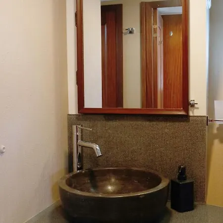 ספינת מלון Samos Bed & Boat מרצאממי